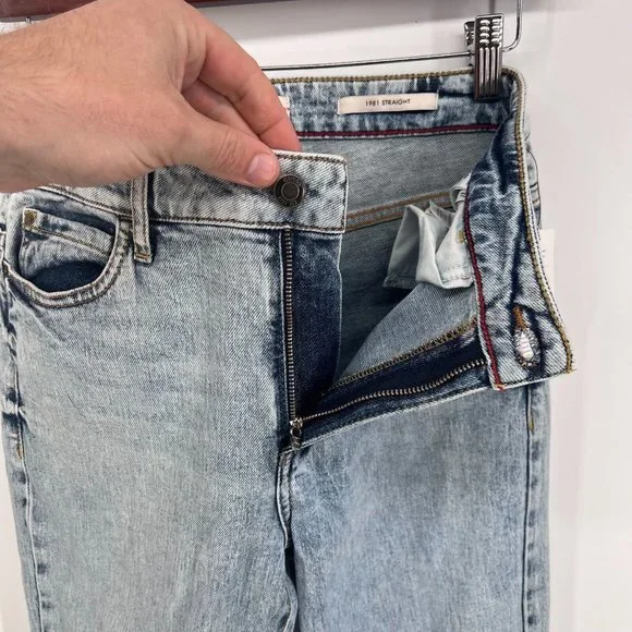 Guess 1981 Slim Straight Leg Jeans Women's 27 Acid Wash Light High Rise Mom NWT - Picture 6 of 8